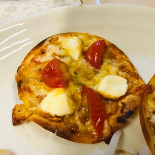 餃子の皮で簡単ミニピザ